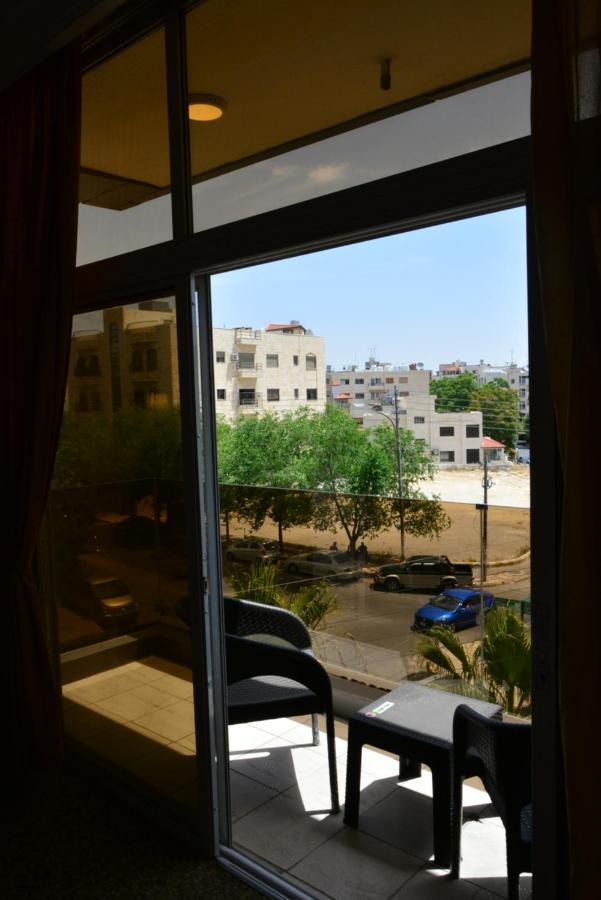 Rakeen Hotel Amman Eksteriør bilde
